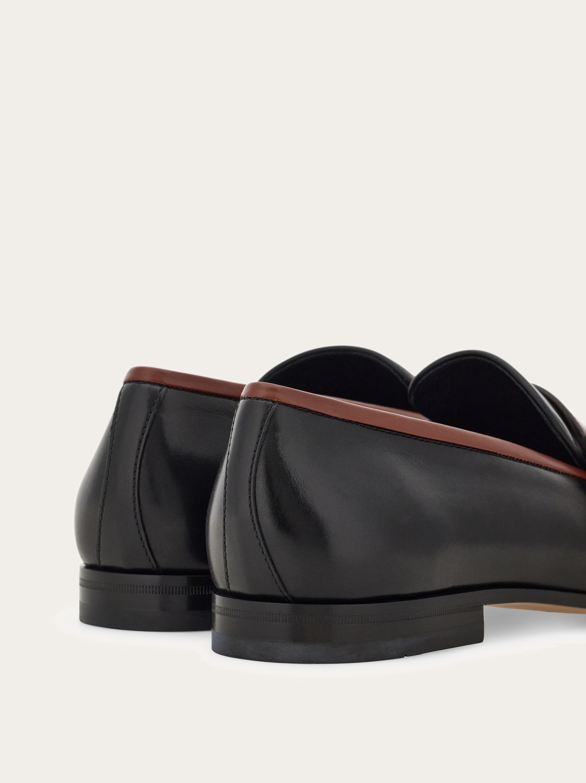 Gancini Hug loafer - 4