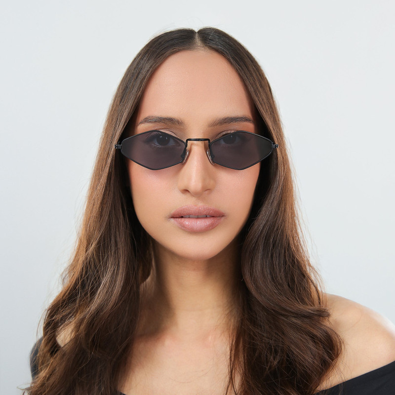 illesteva Astoria Sunglasses outlook