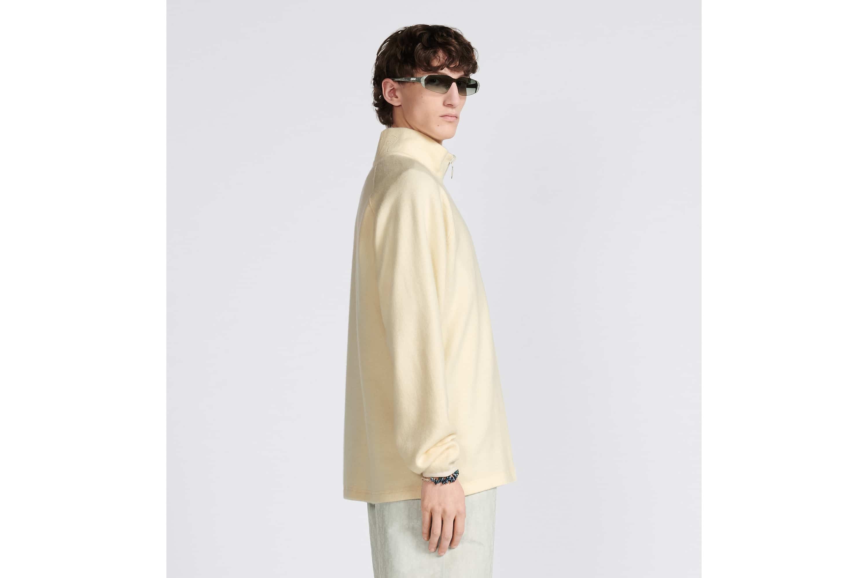 Long-Sleeved Polo Shirt - 6