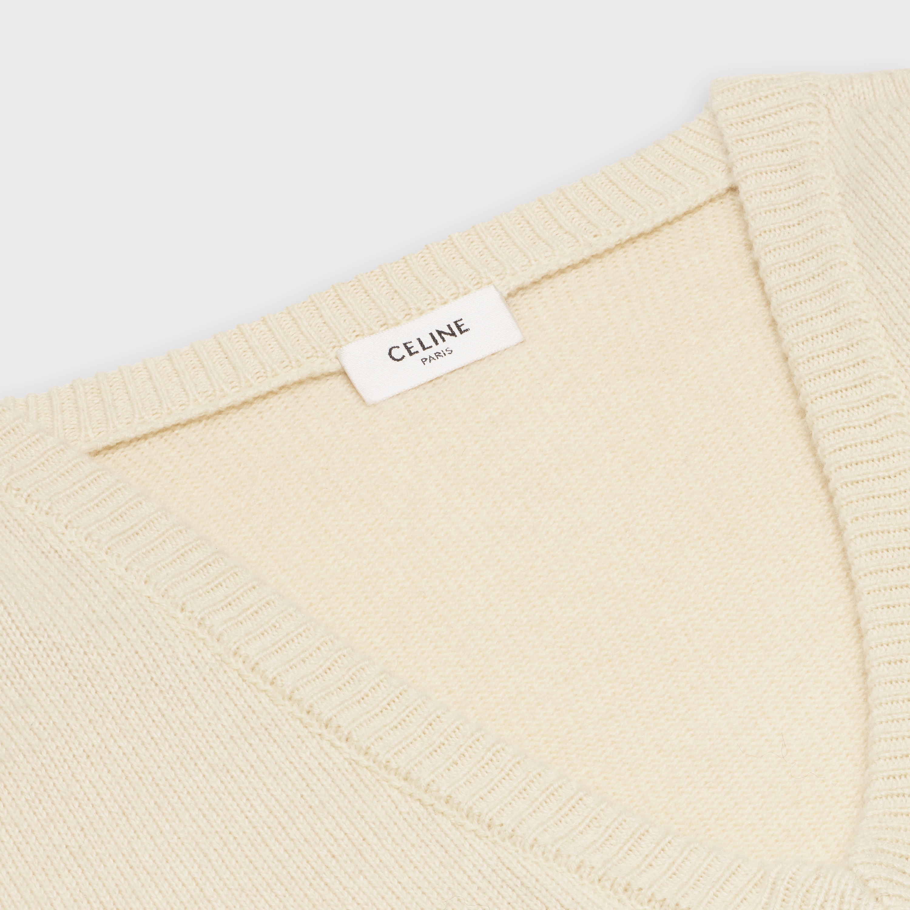 V-NECK SWEATER IN ICONIC CASHMERE - 3