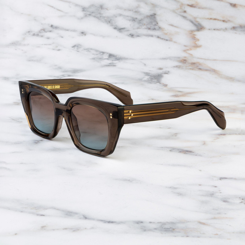 CUTLER AND GROSS 1422 SQUARE SUNGLASSES outlook