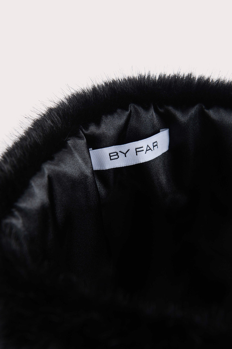 BY FAR FLETCHER NECK WARMER BLACK FAUX FUR outlook
