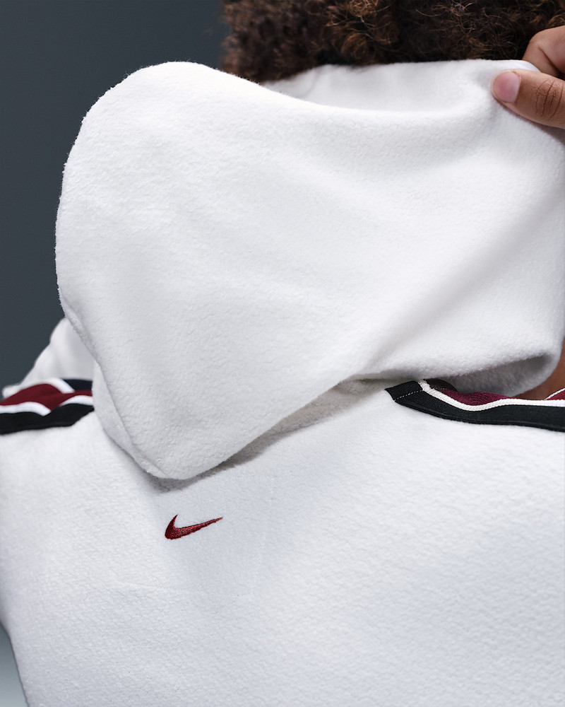 LeBron Standard Issue Men's Therma-FIT Pullover Basketball Hoodie 6