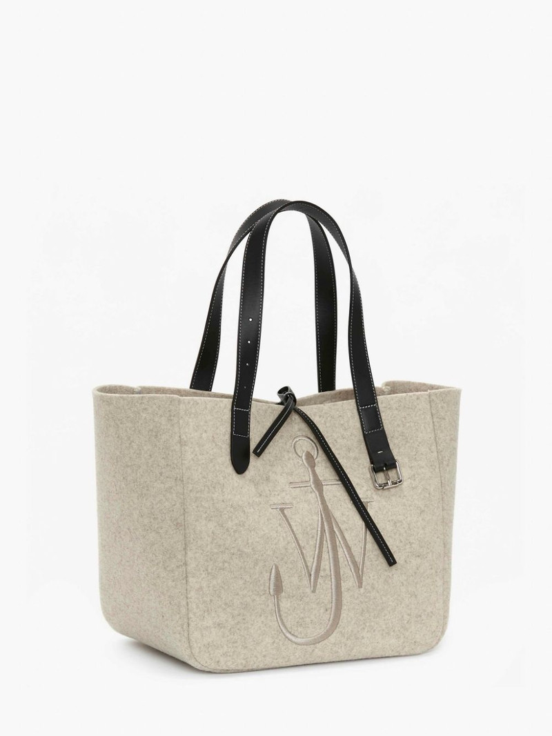 JW Anderson BELT TOTE outlook