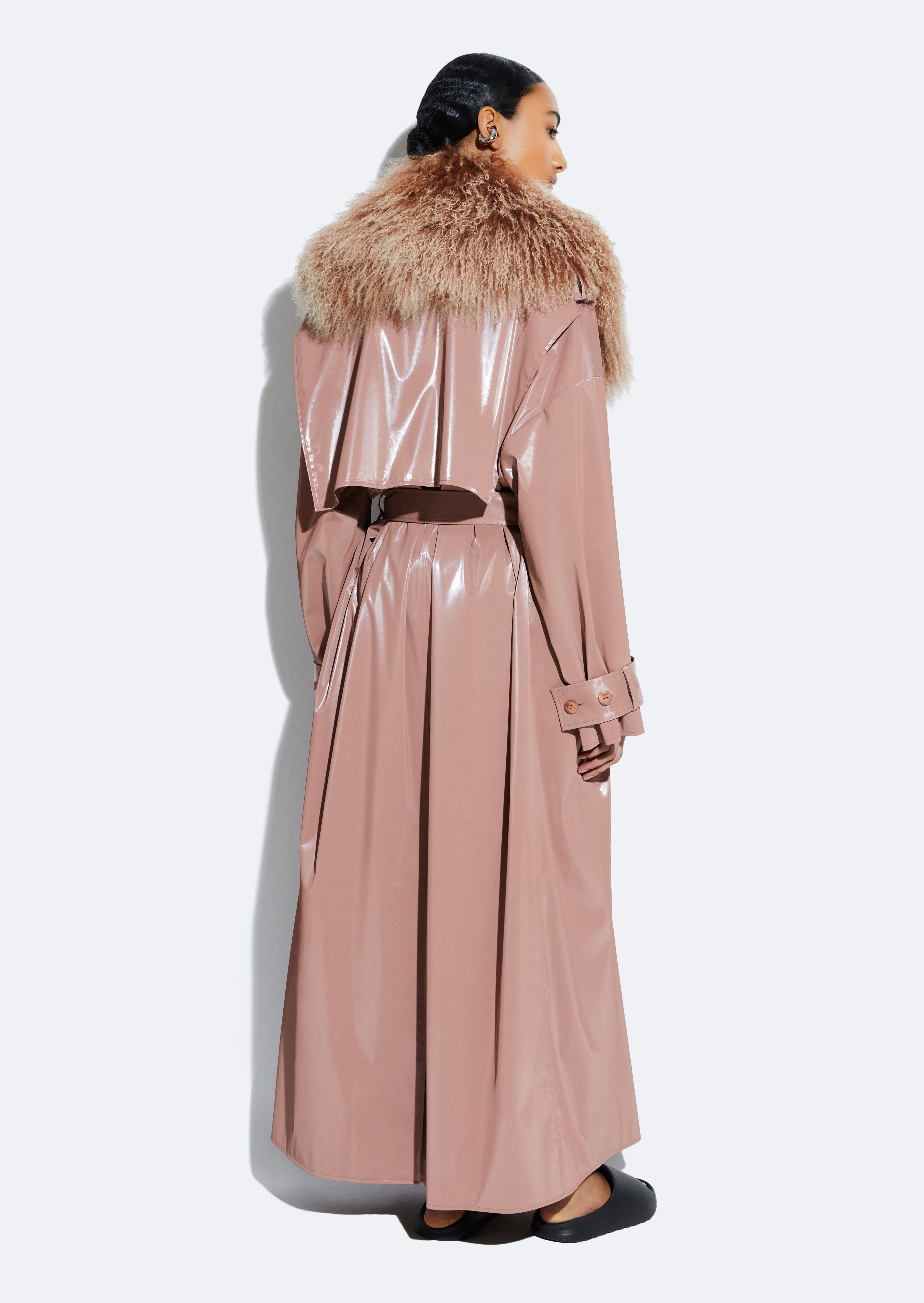 Vinyl Double Breasted Trench With Shearling Collar - 4