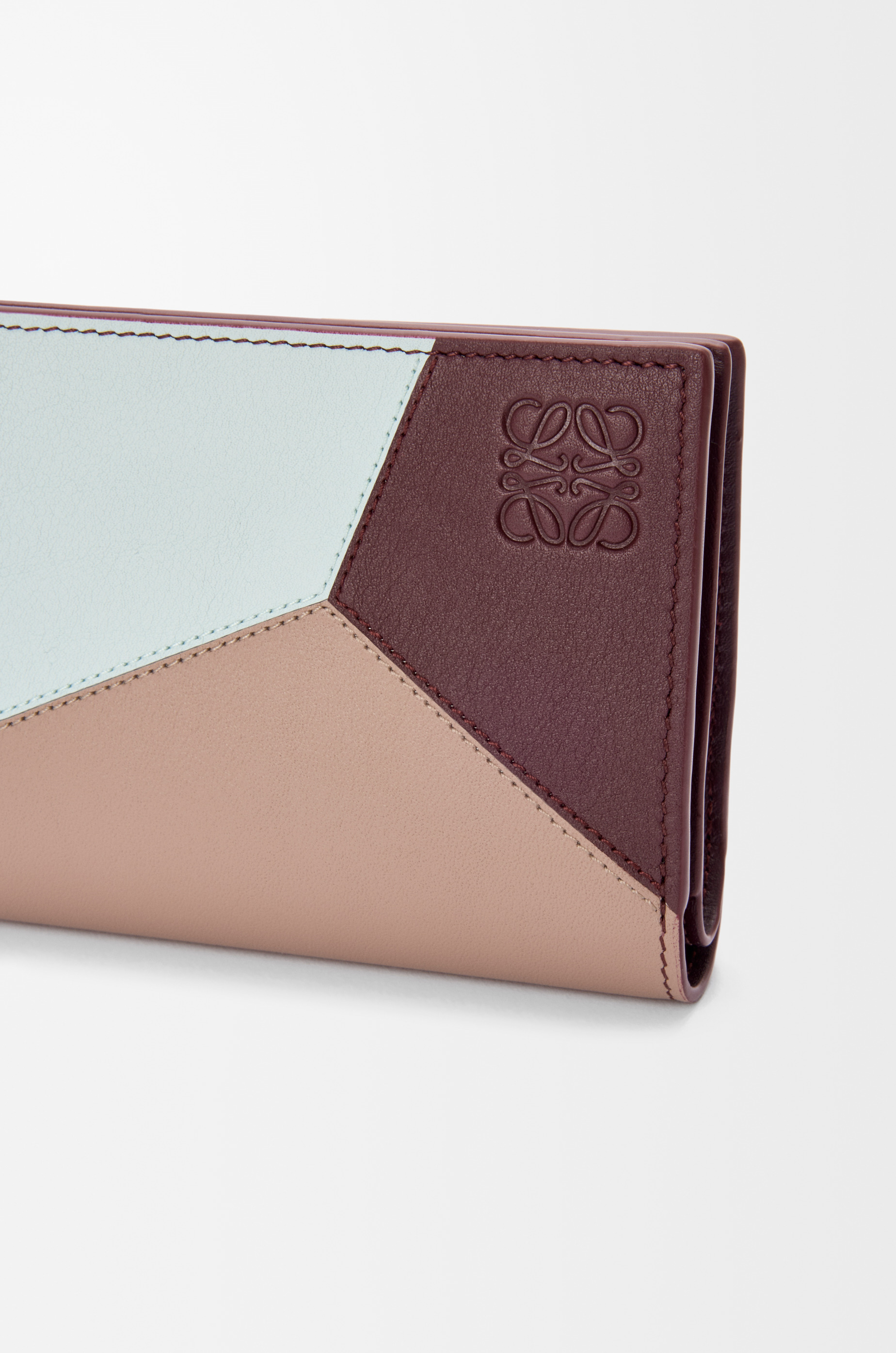Puzzle compact wallet in classic calfskin - 5
