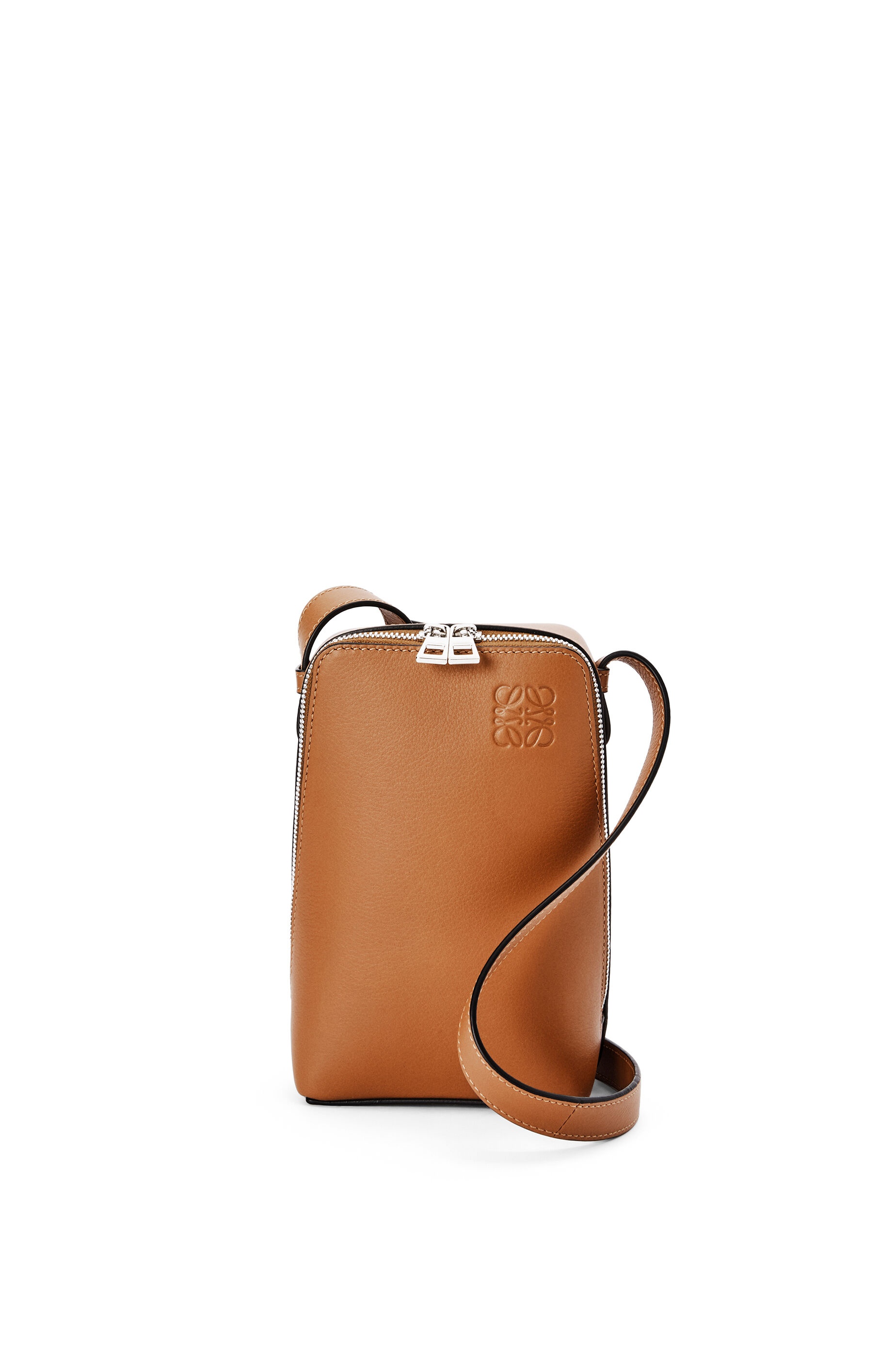 Box bag in classic calfskin - 1
