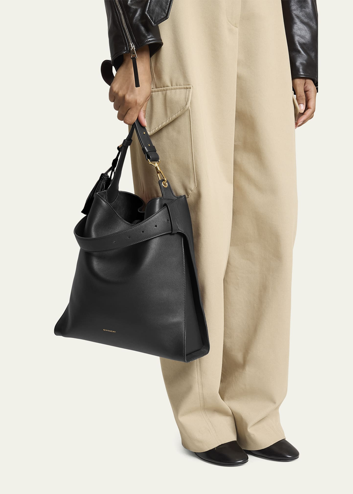 Day Medium Hobo Bag in Smooth Leather - 2