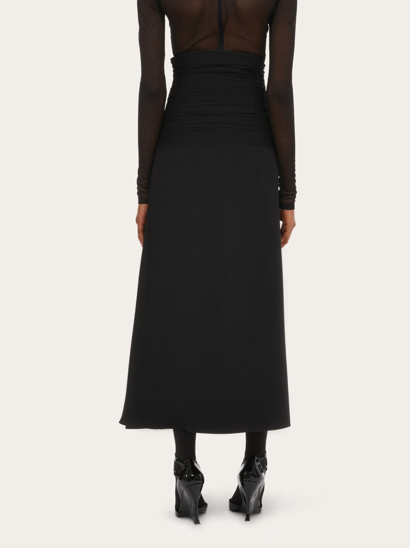 Long skirt 3