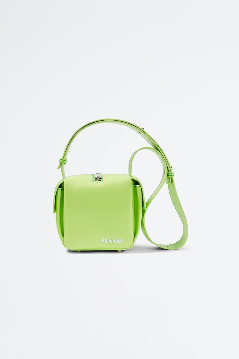 LIGHT GREEN LACUBETTO BAG 1