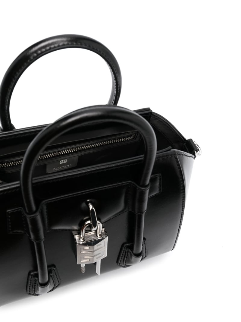 Antigona Lock leather bag - 6