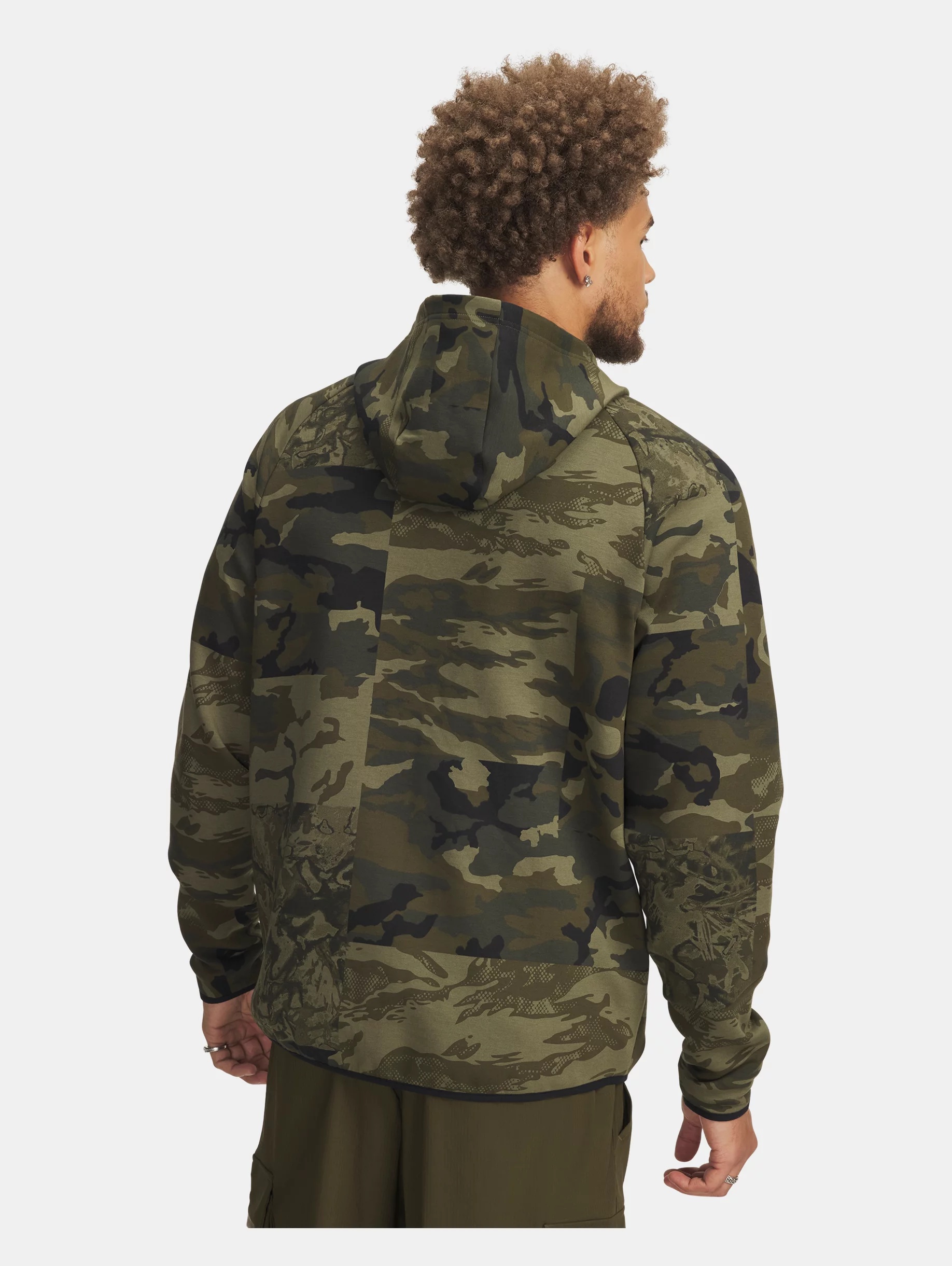UA Unstoppable Fleece Camo - 2