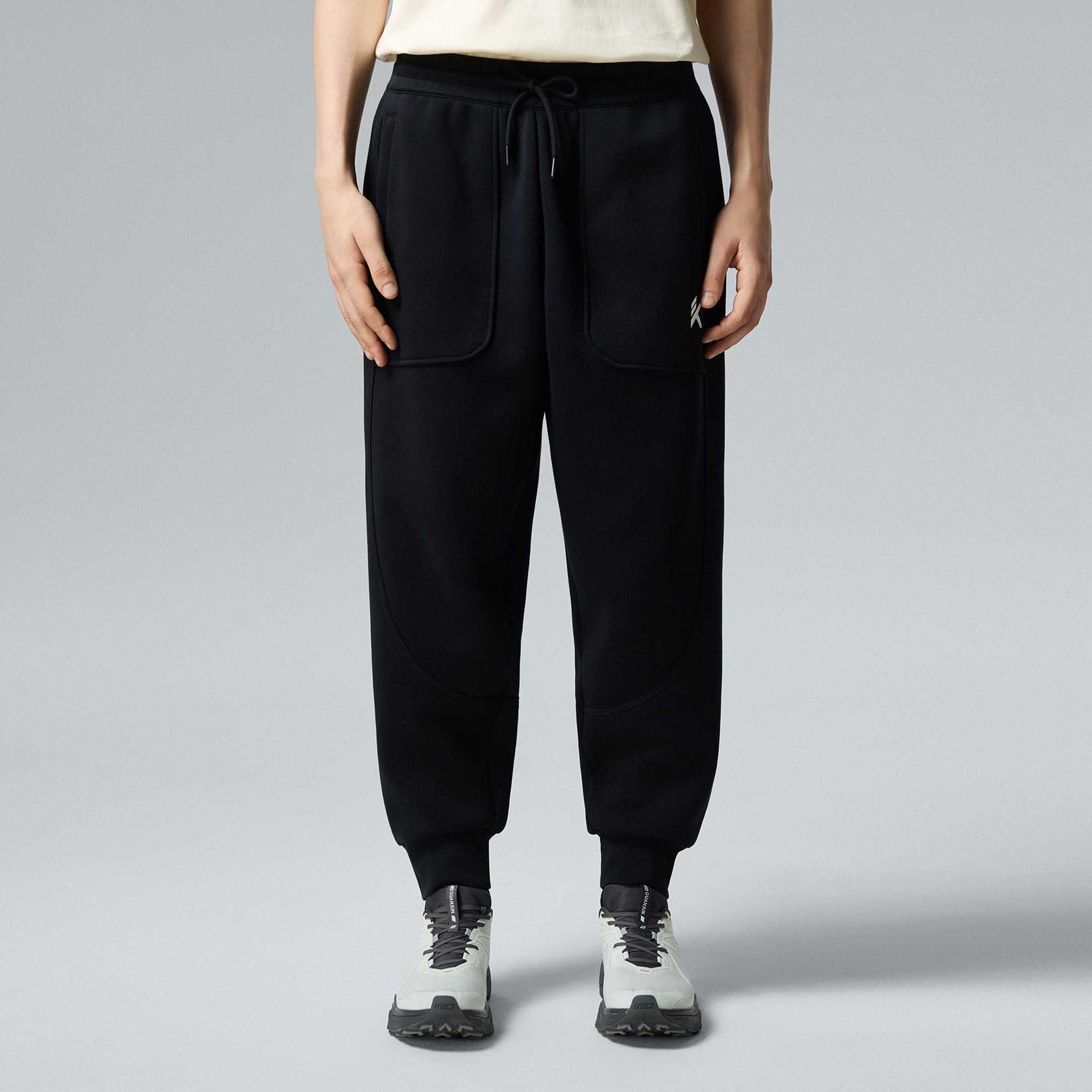 ANTA KT Knit Track Pants - 2
