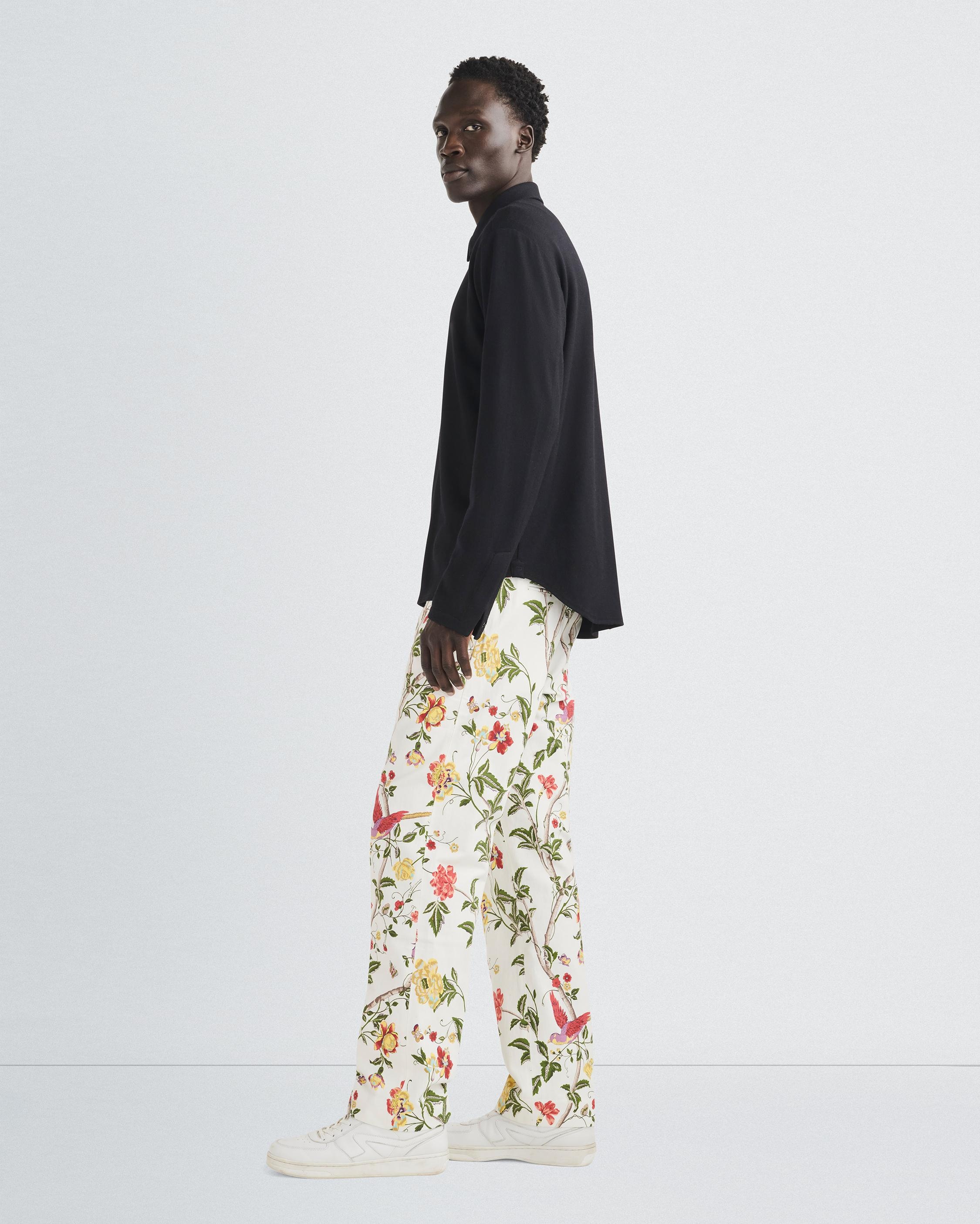 Laura Ashley Floral Printed Pant
Relaxed Fit - 4