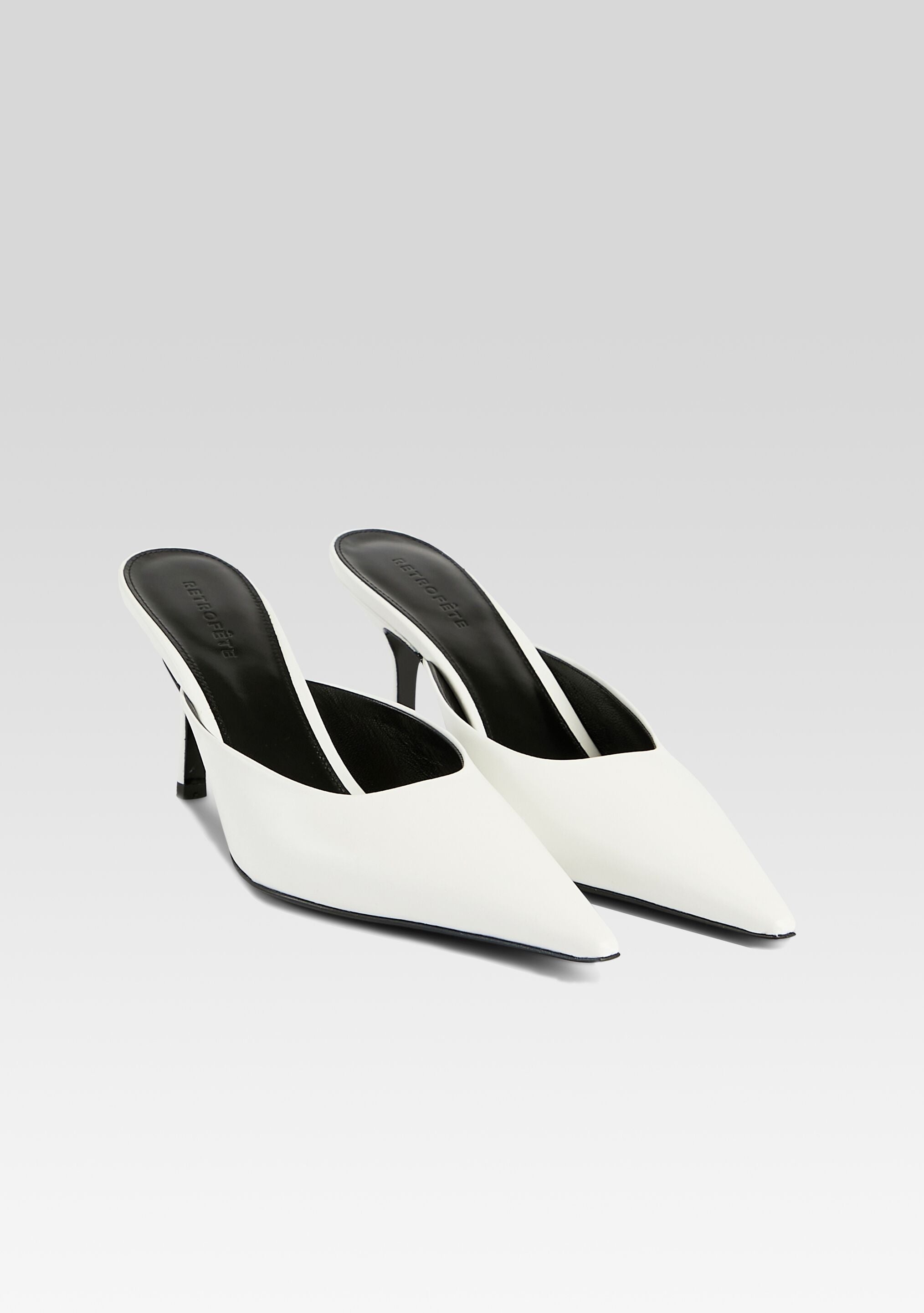 DAPHNE LEATHER MULE - 3