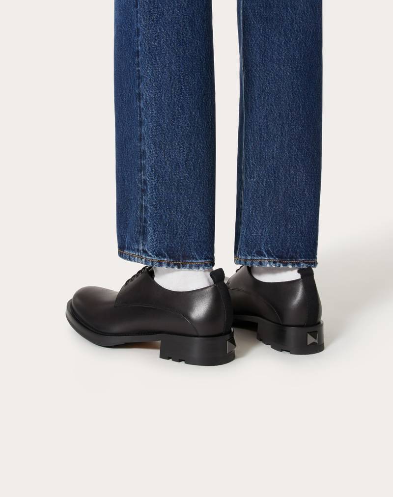 Valentino ROMAN STUD CALFSKIN DERBY outlook