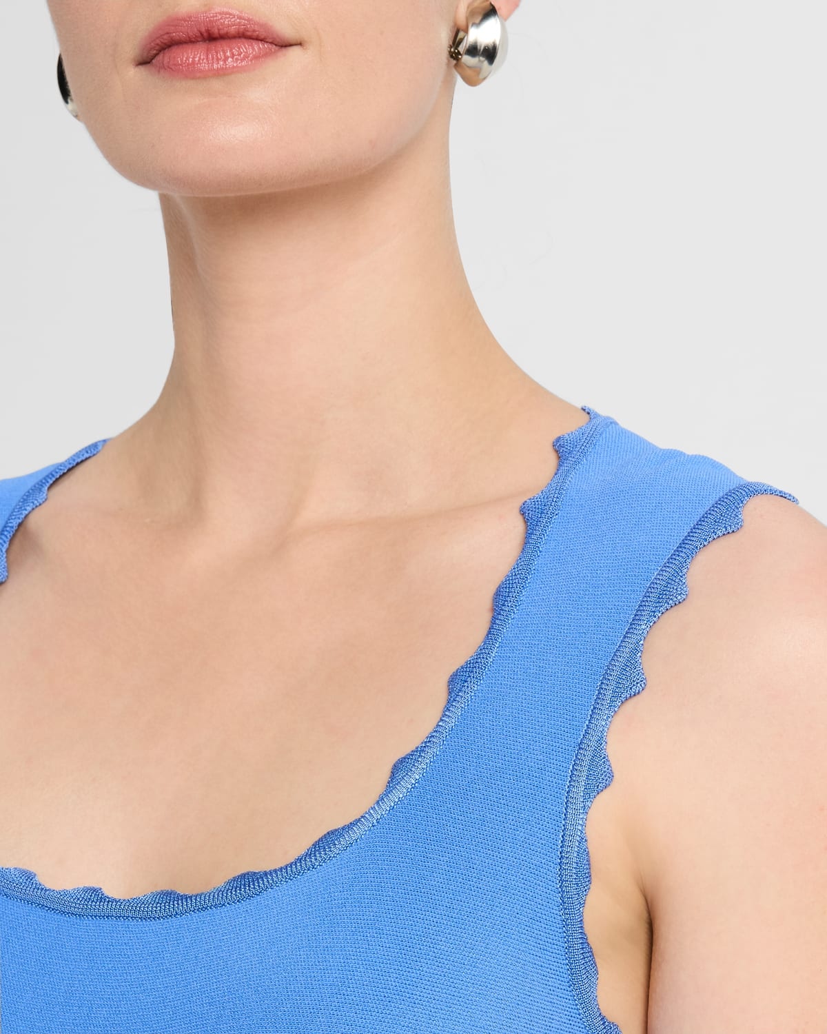 Sleeveless Scalloped Stretch Milano Dress - 5