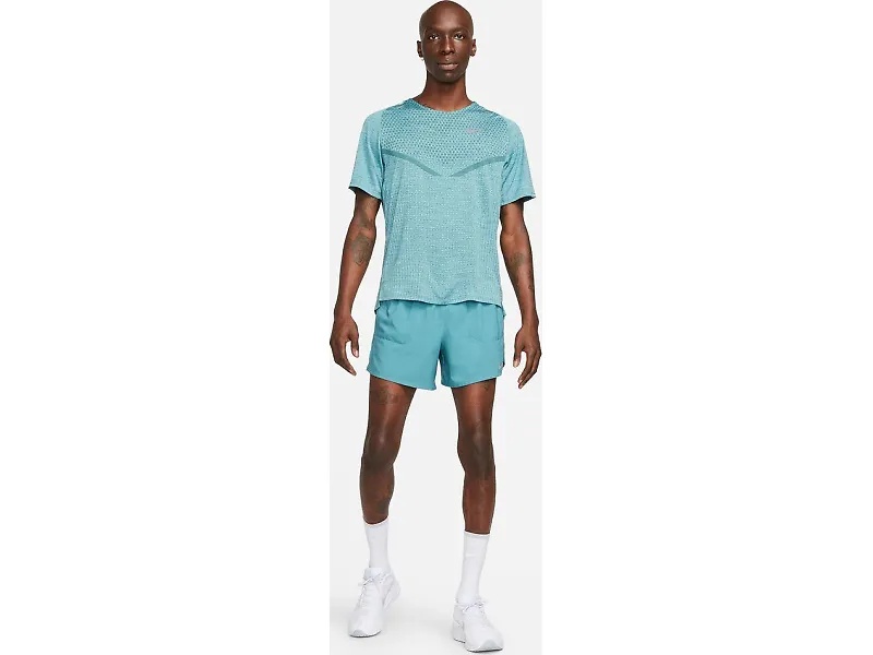 Nike Dri-FIT Stride 5" Short - 5