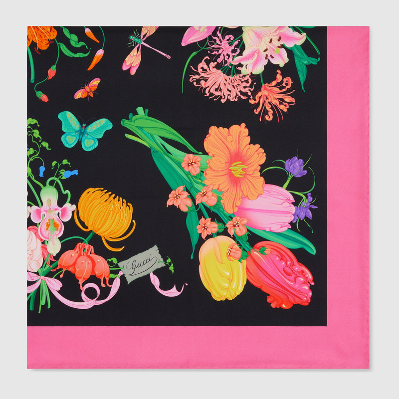 GUCCI 90 x 90 project printed silk carré outlook