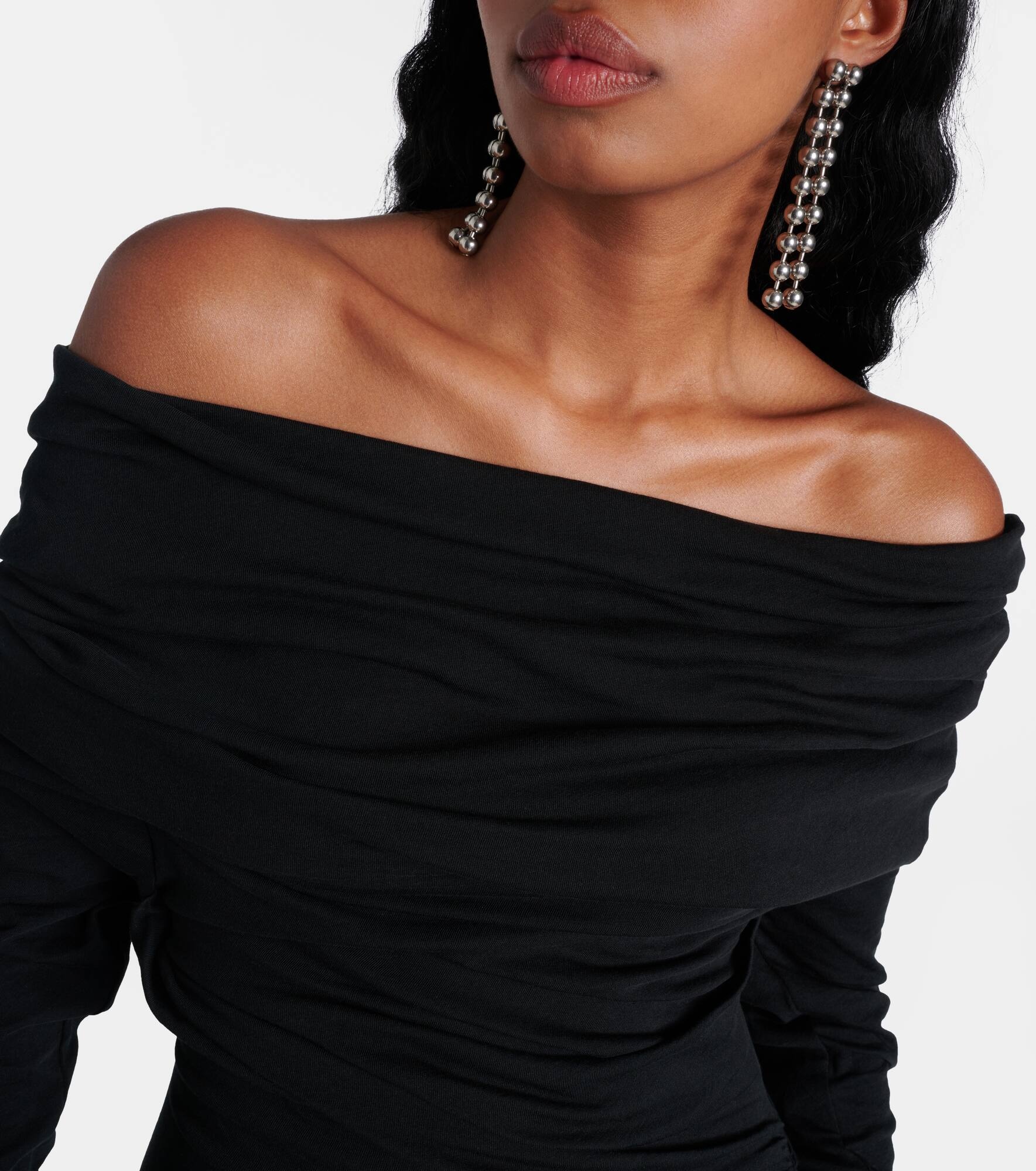 Bound off-shoulder draped gown - 4