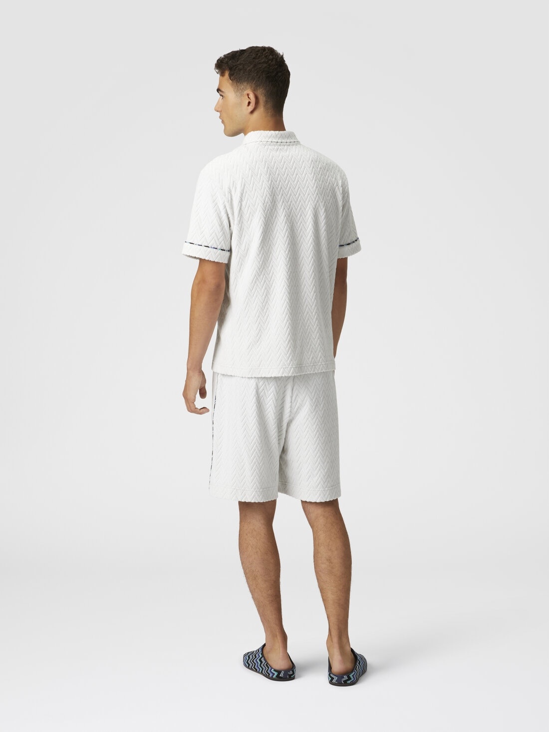 Zig zag cotton terry shorts with contrasting piping - 3