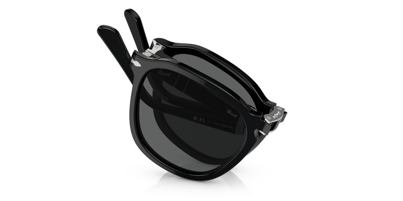 Persol PO3345S outlook