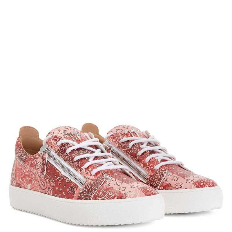 Giuseppe Zanotti Frankie outlook