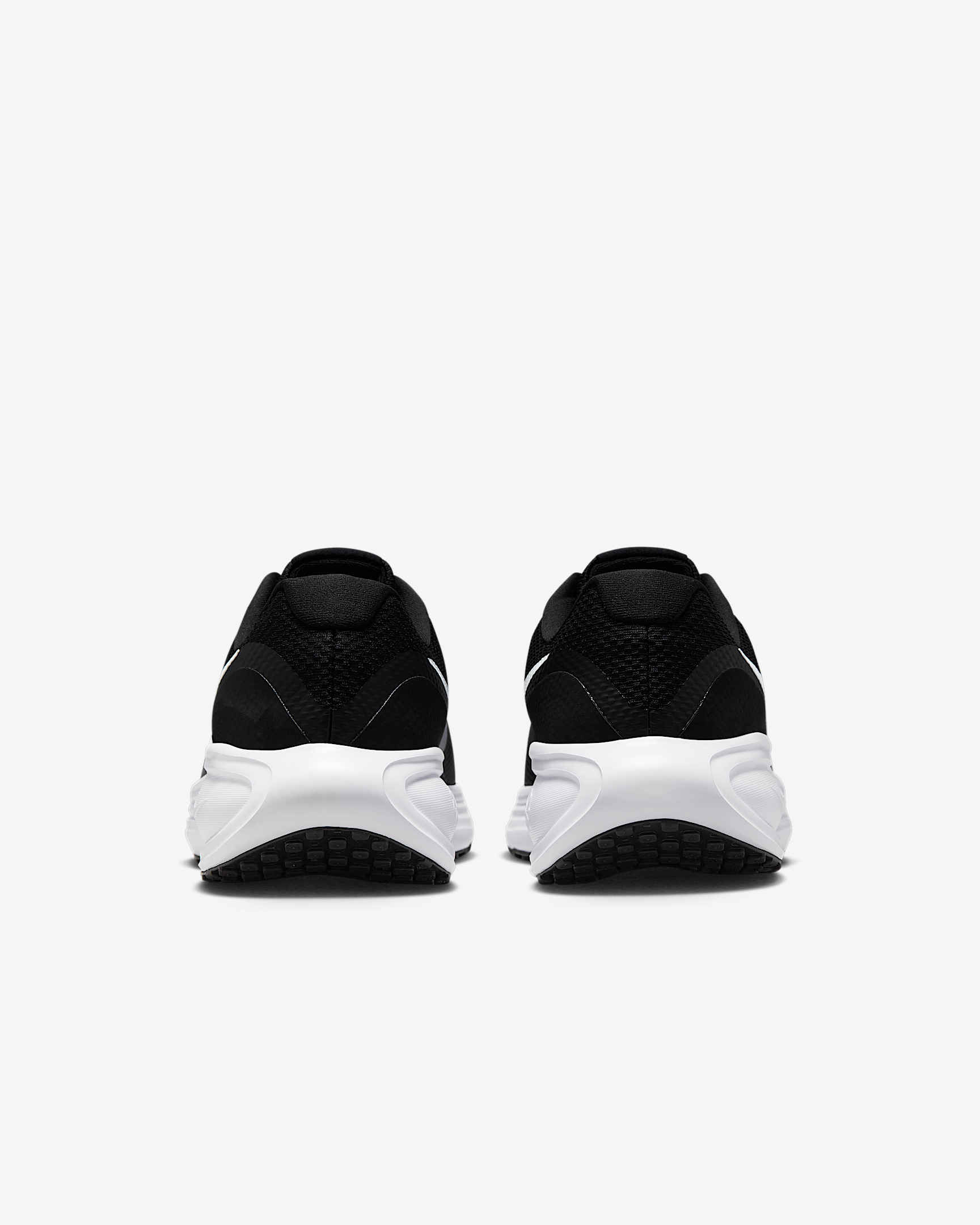 Nike Revolution 8 Men's Road Running Shoes (Extra Wide) - 6