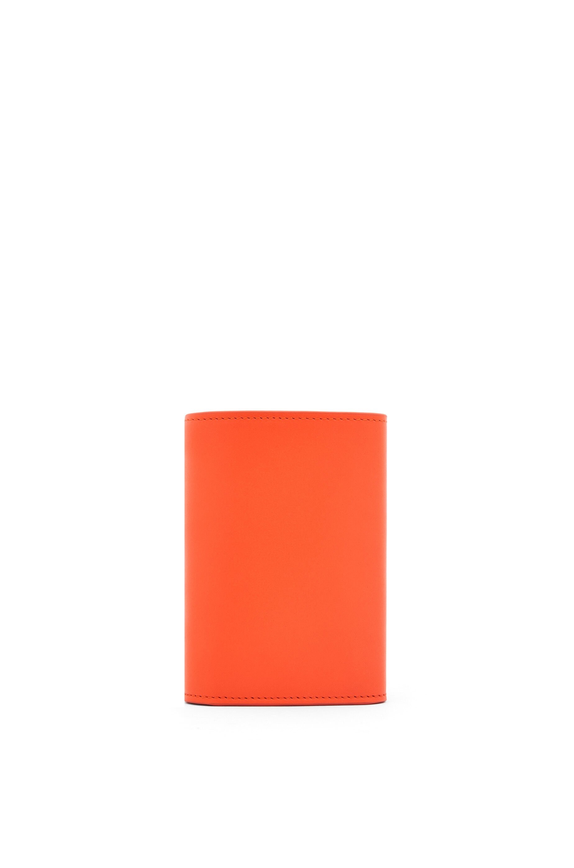 Pebble small vertical wallet in shiny nappa calfskin - 4