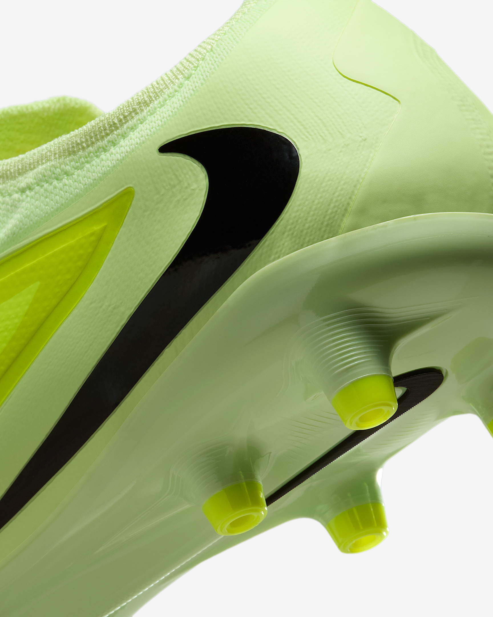 Nike Phantom 6 Low Pro Artificial-Grass Soccer Cleats - 9