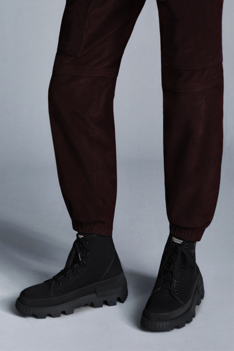 Moncler Desertyx Ankle Boots outlook