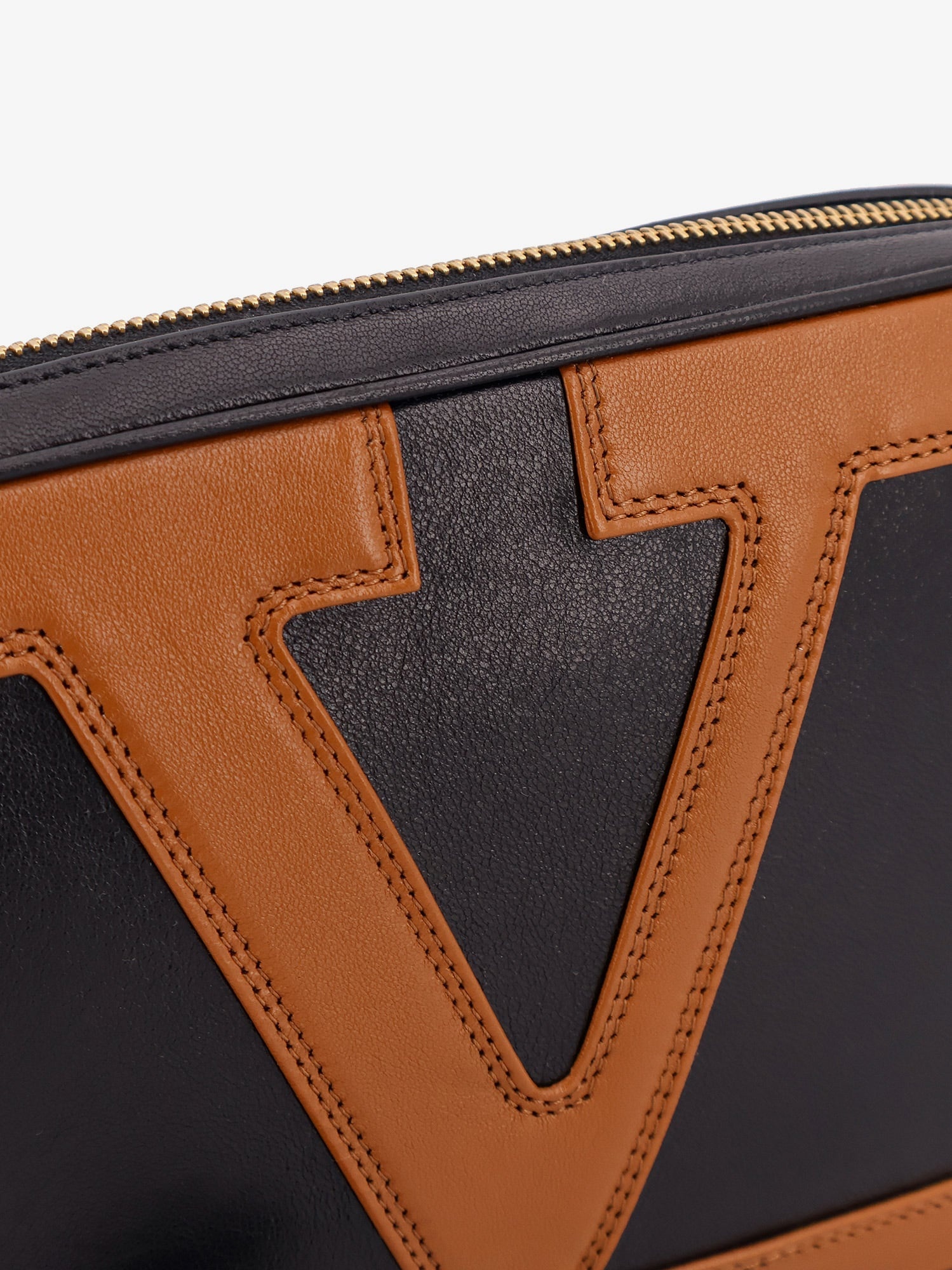 Valentino Garavani Valentino Garavani Viva Superstar Leather Clutch - 5