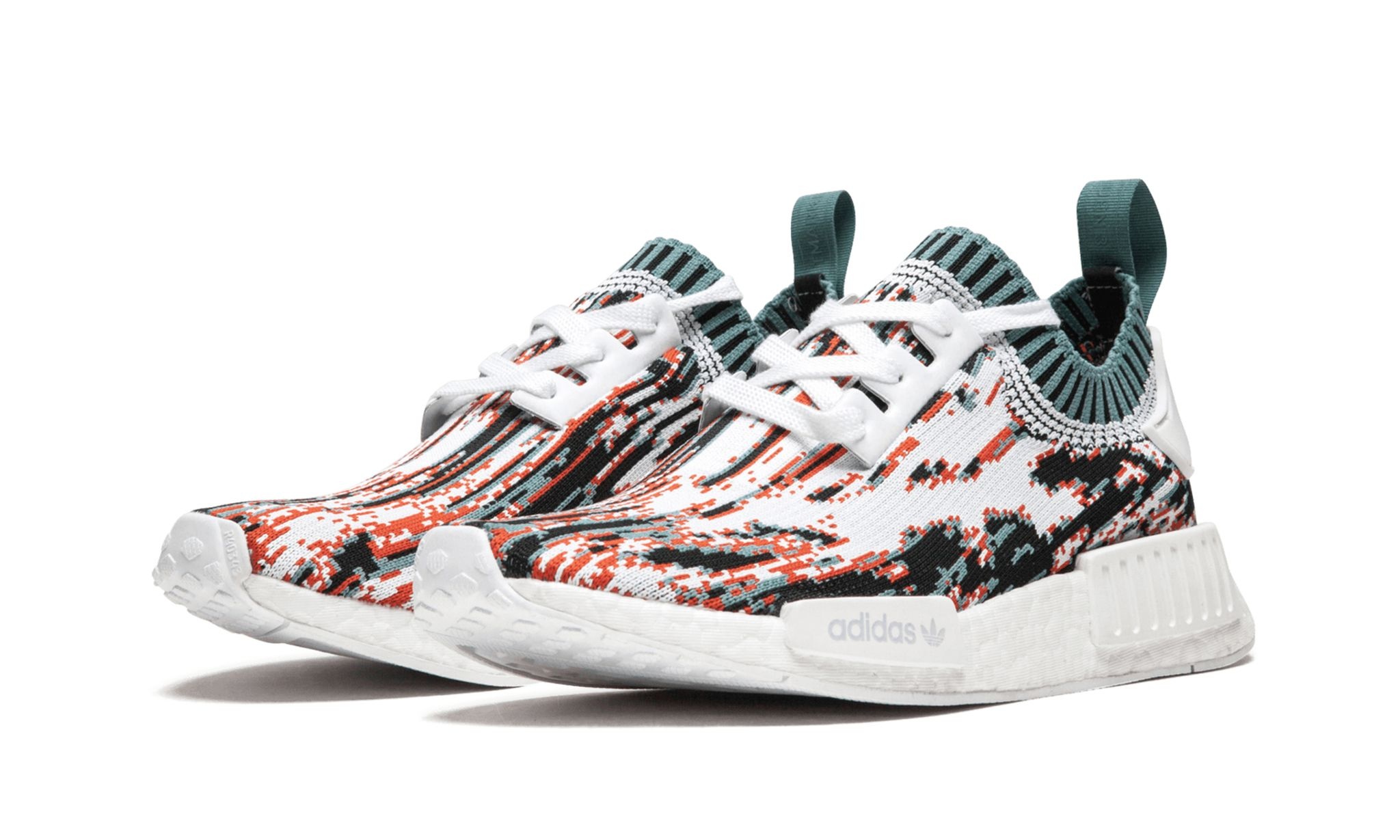 NMD_R1 PK "DATAMOSH" - 2