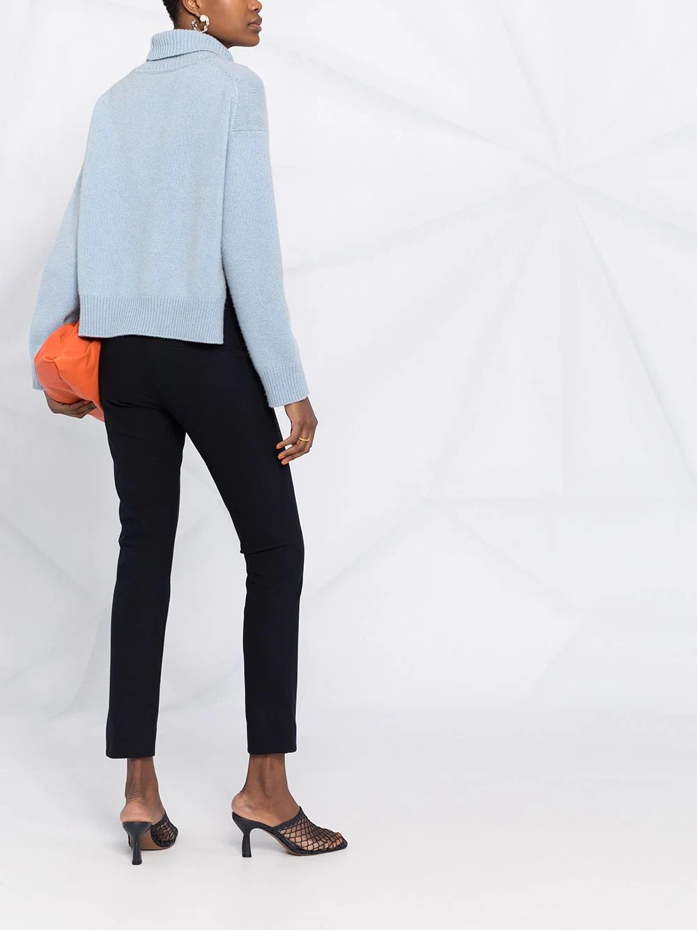 slim-fit cropped chinos - 4