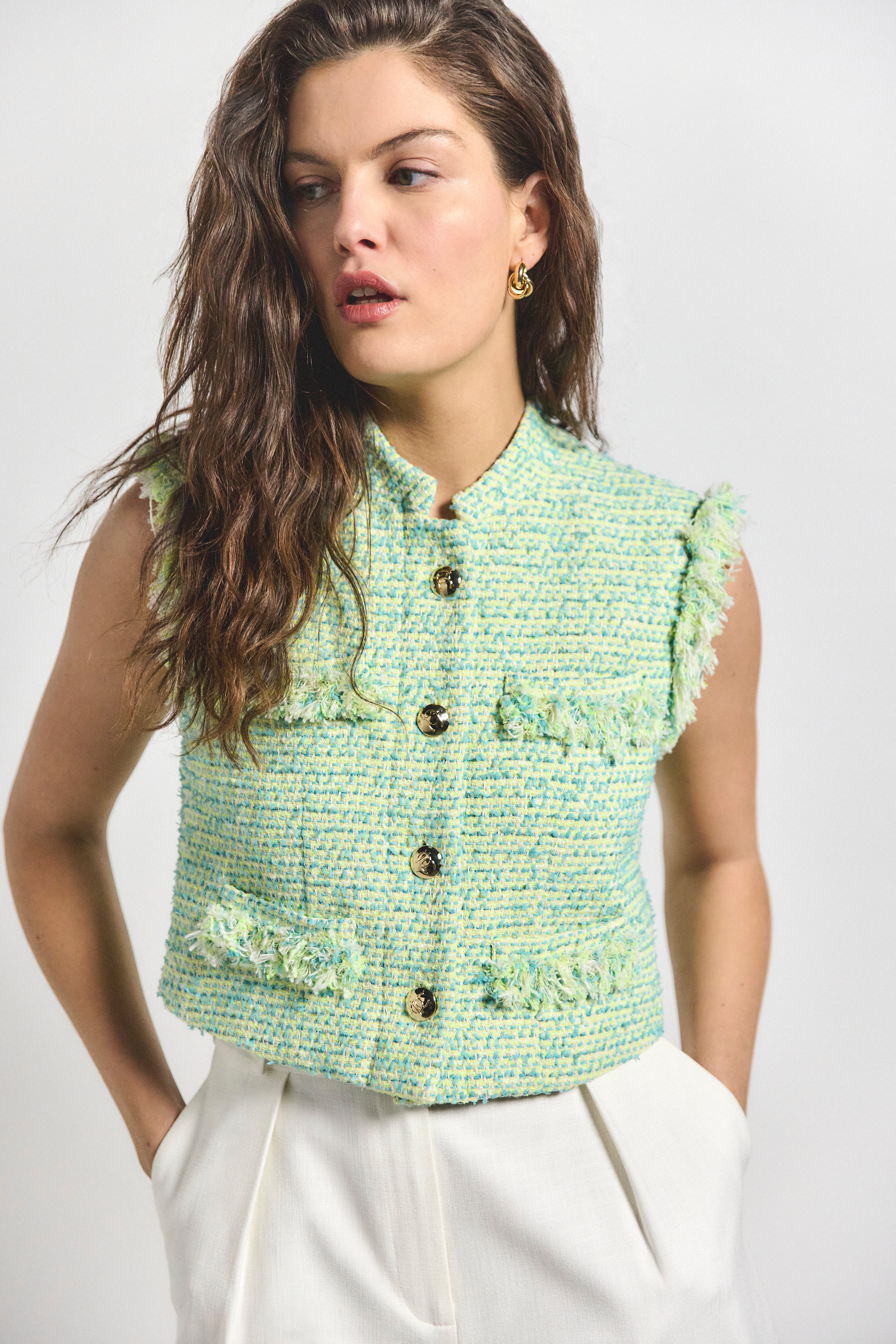 LOA TWEED SLEEVELESS JACKET - 2