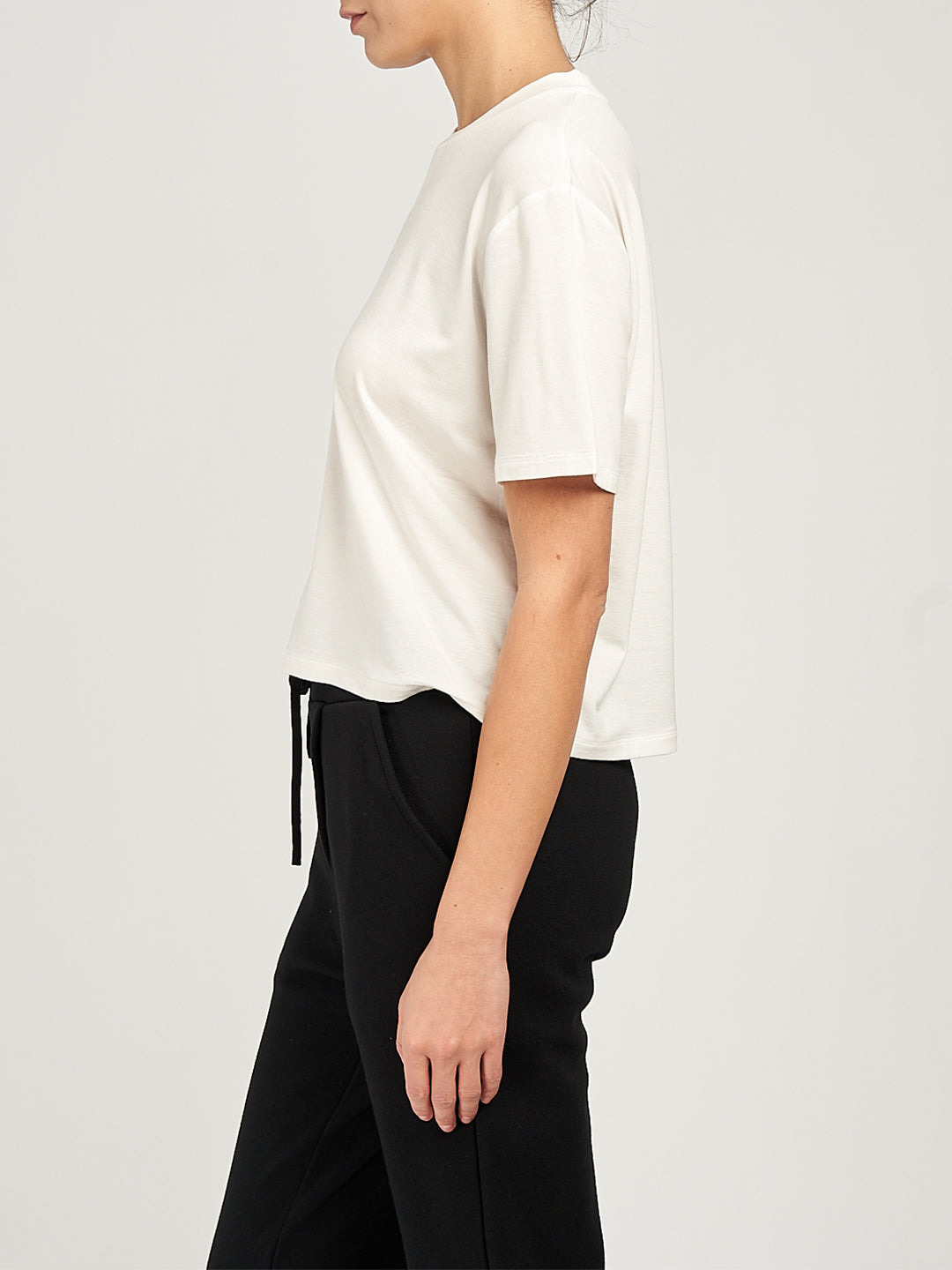 DOMINIQUE TEE - 3