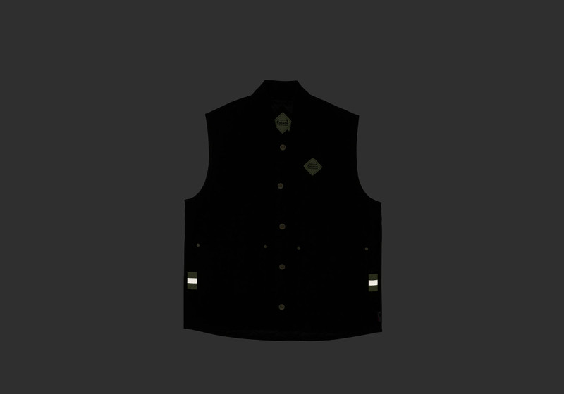PALACE PALACE HARDWARE VEST BLACK outlook