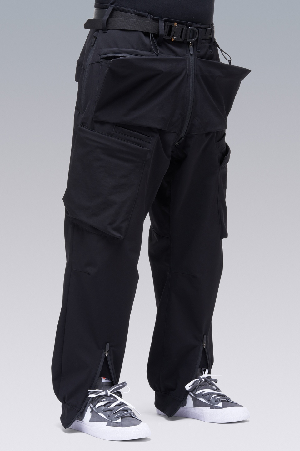 P38-DS schoeller® Dryskin™ Cargo Pant Black - 11