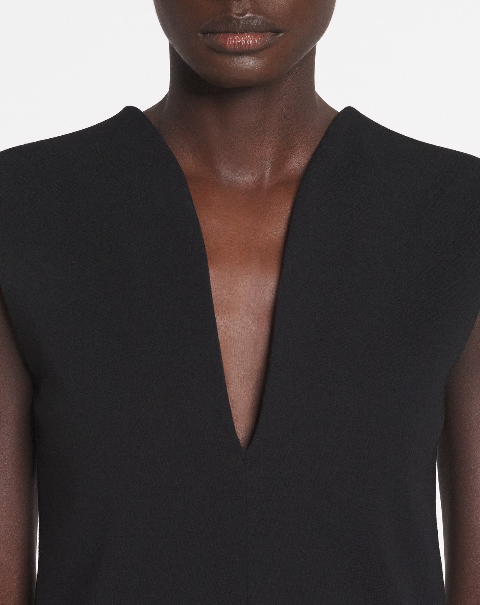 JERSEY TOP WITH A PLUNGING NECKLINE - 5