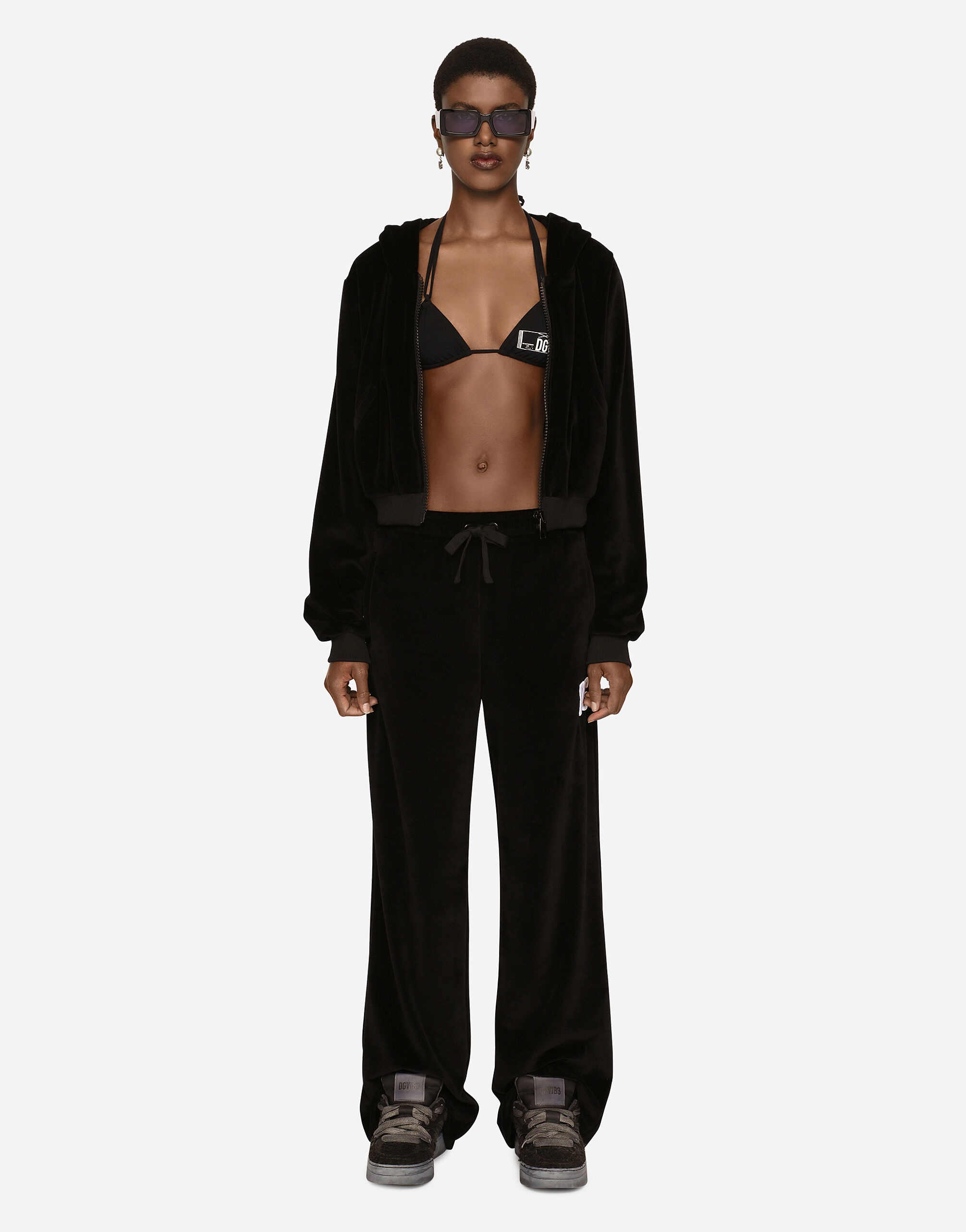 Chenille hoodie with DGVIB3 embroidery - 2