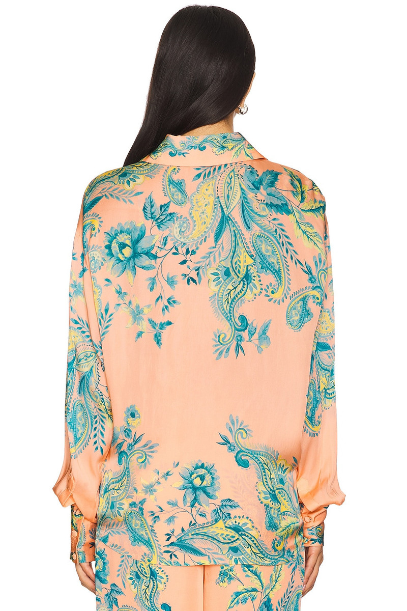 HEMANT & NANDITA Oversized Shirt outlook