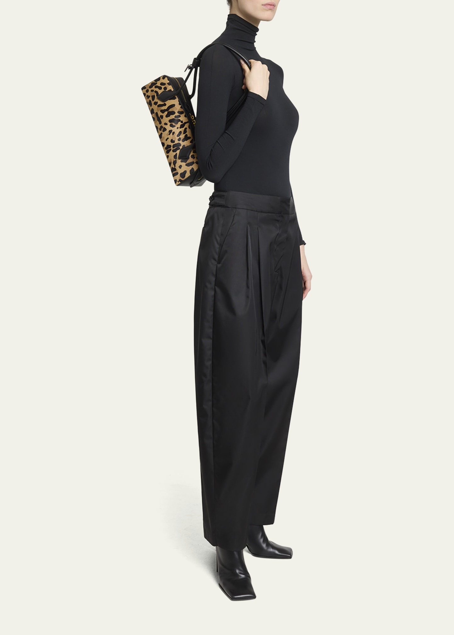 Le Teckel Medium Shoulder Bag in Leopard Calf Hair - 6