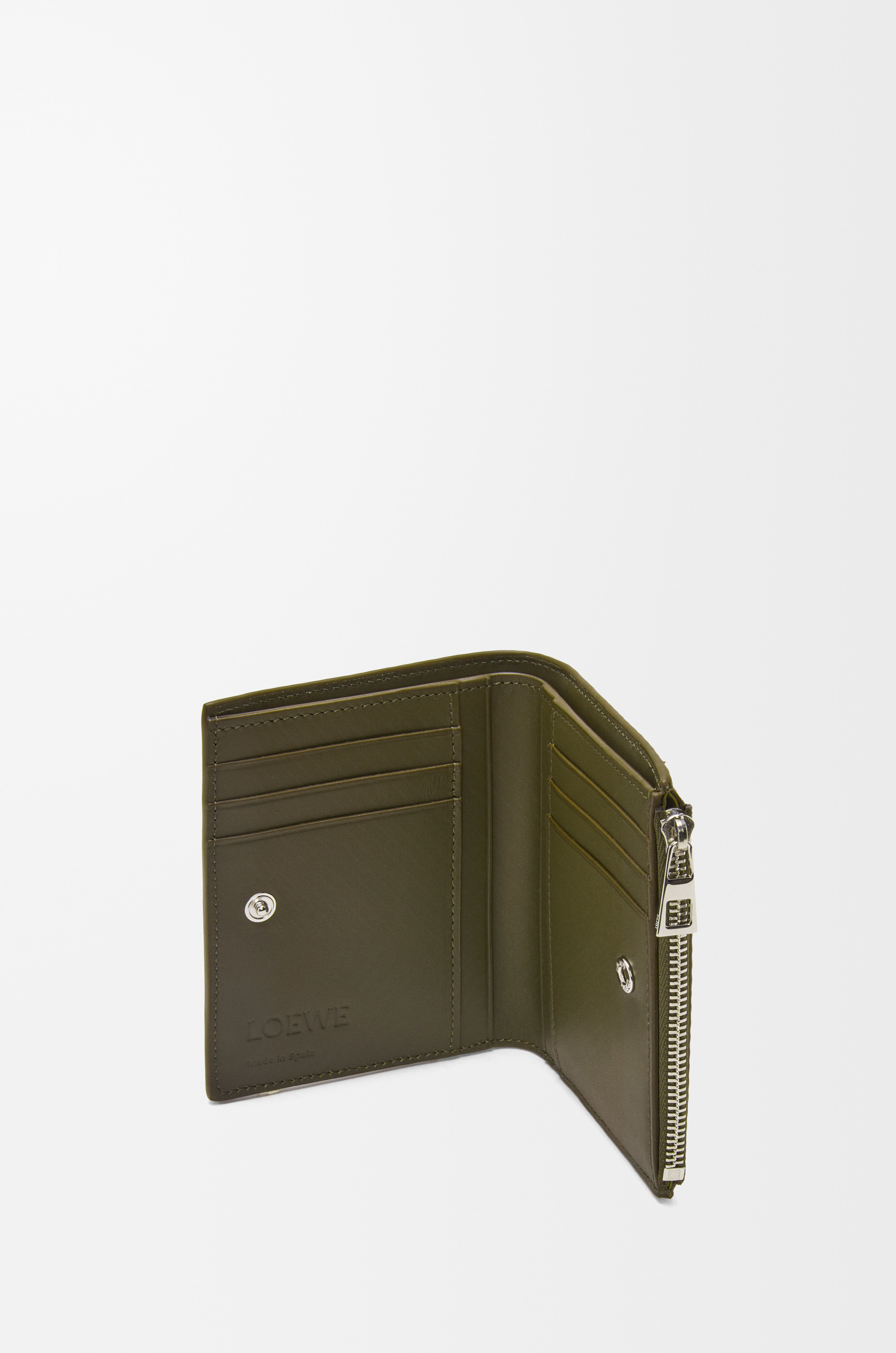 Slim compact walllet in textured classic calfskin - 3