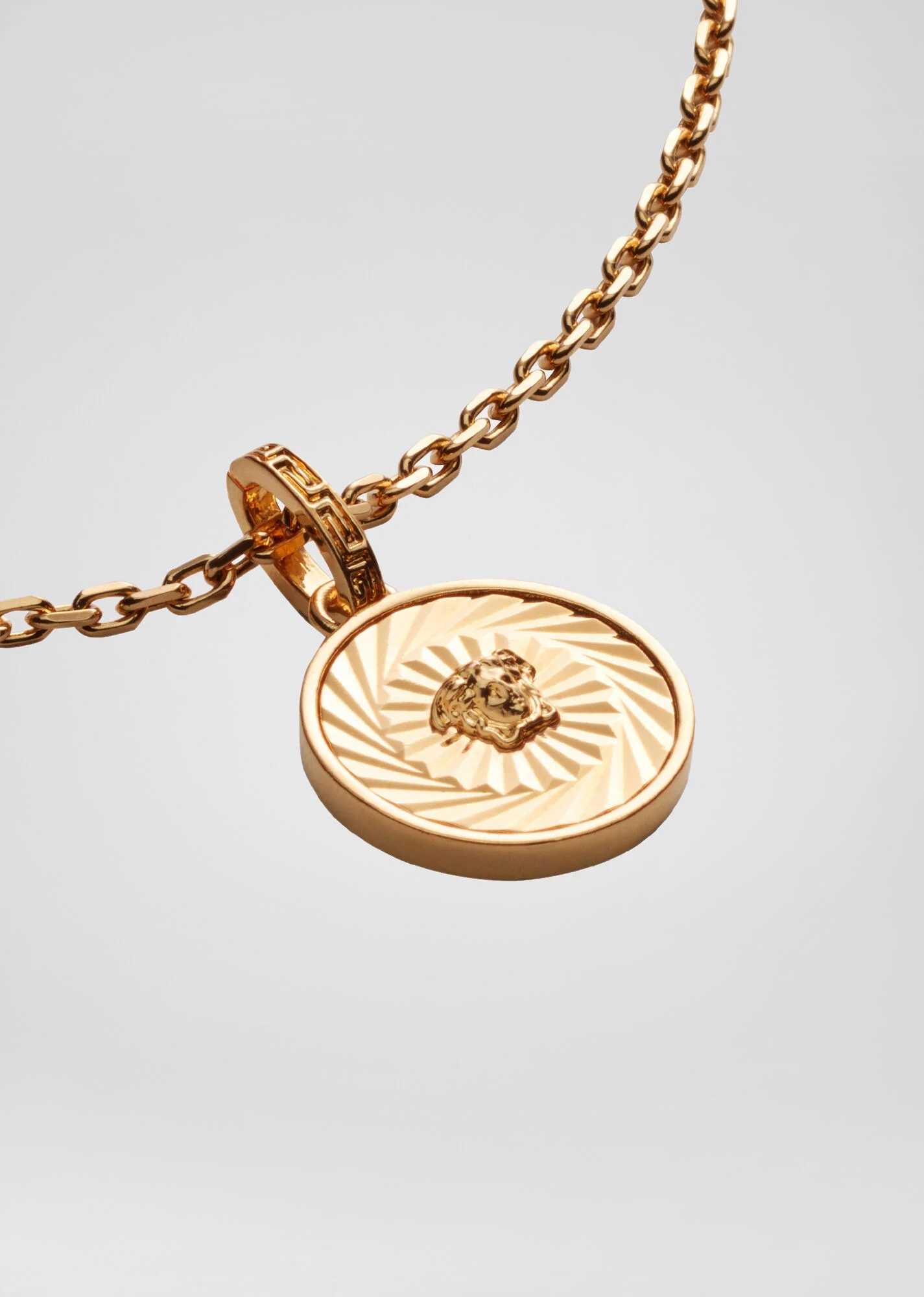 Round Medusa Pendant Necklace - 3