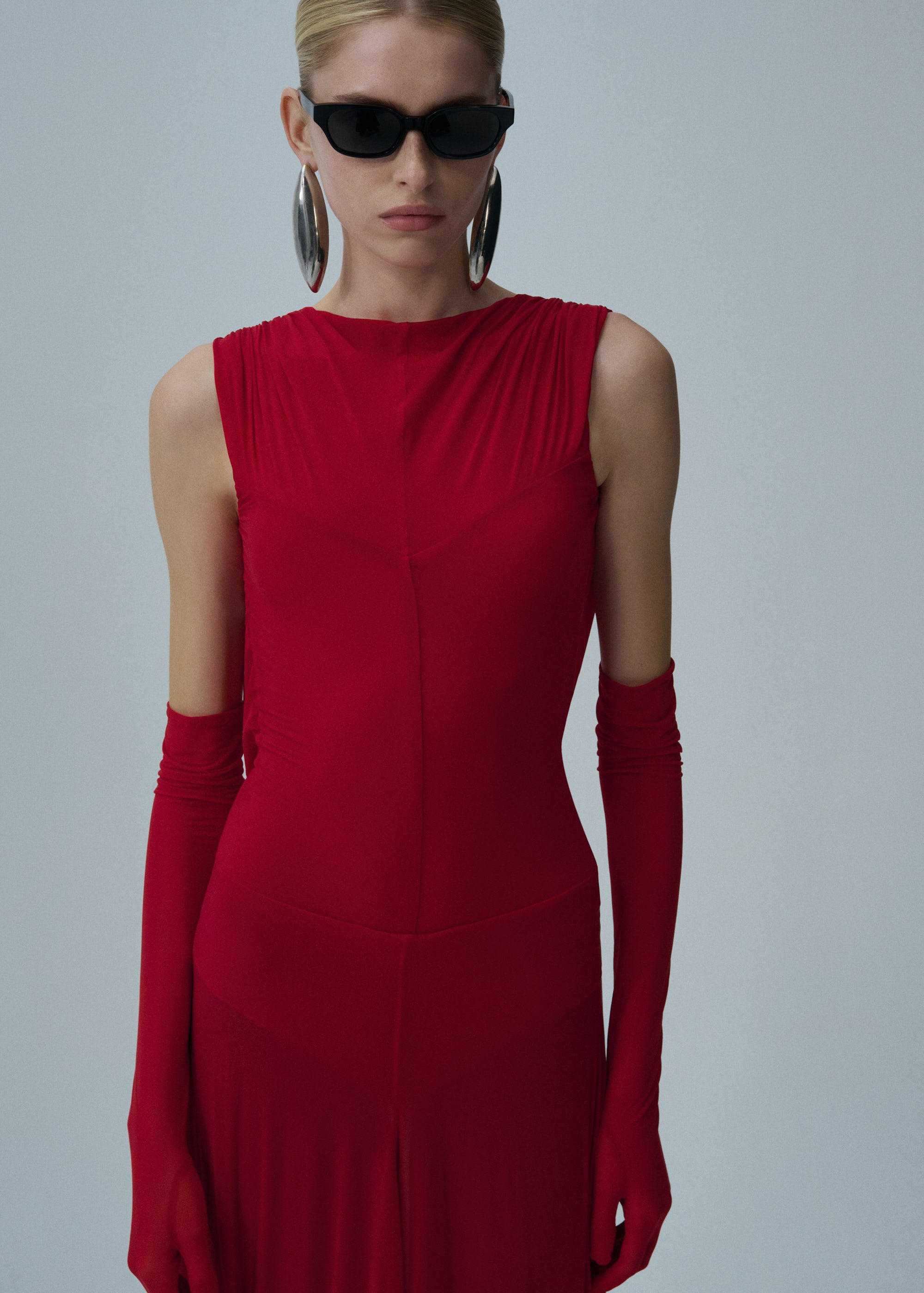 Drop waist cupro midi dress in red - 4