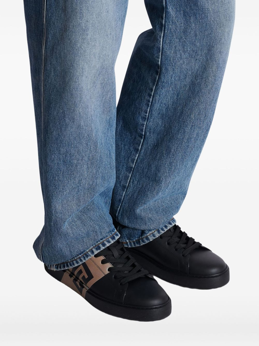 B-Court logo-detail calfskin sneakers - 5