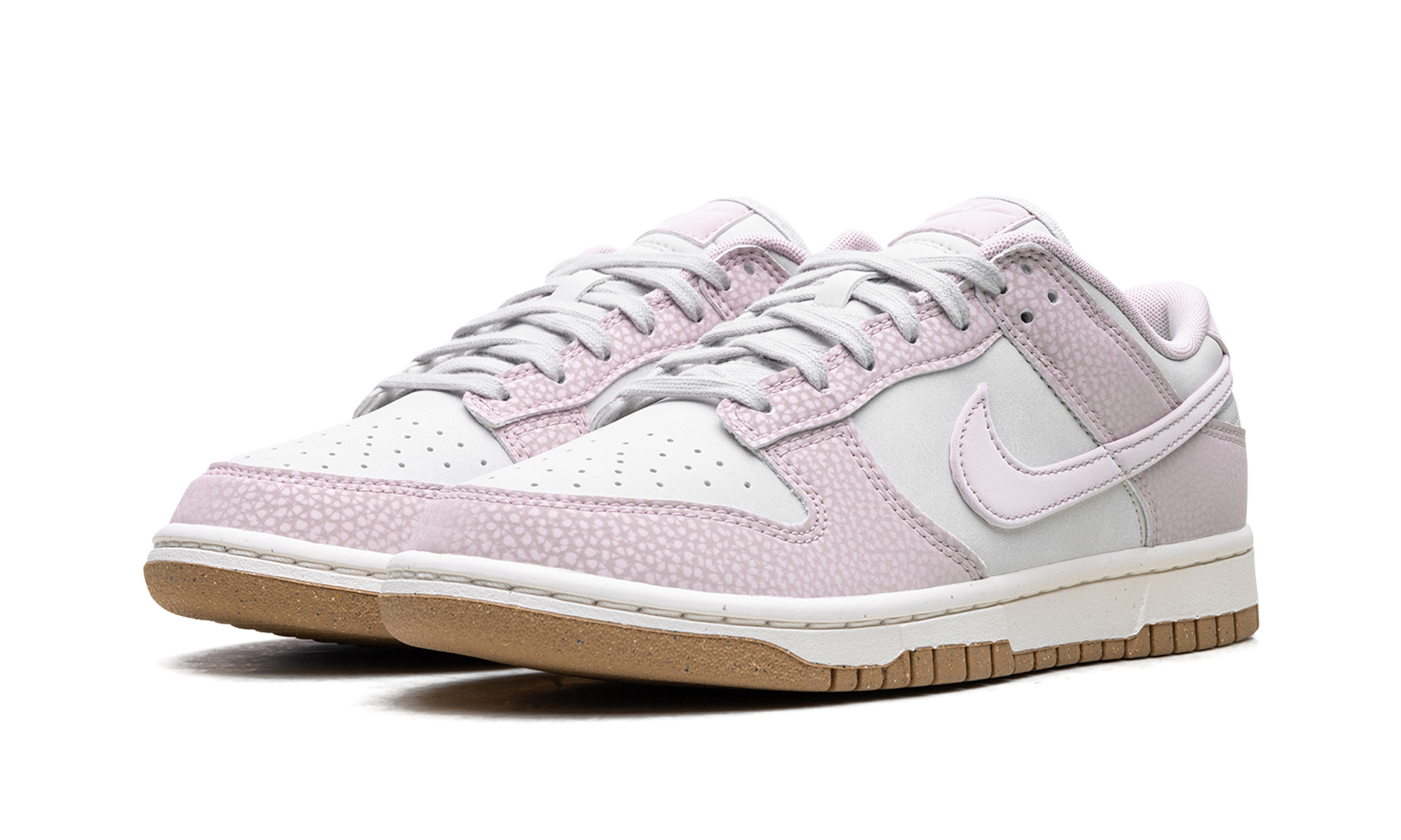 Dunk Low WMNS "Platinum Violet" - 2