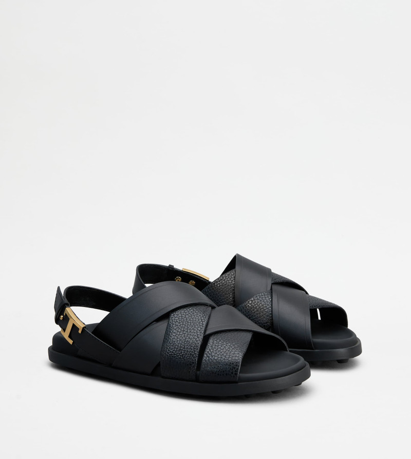 SANDALS IN LEATHER - BLACK 3