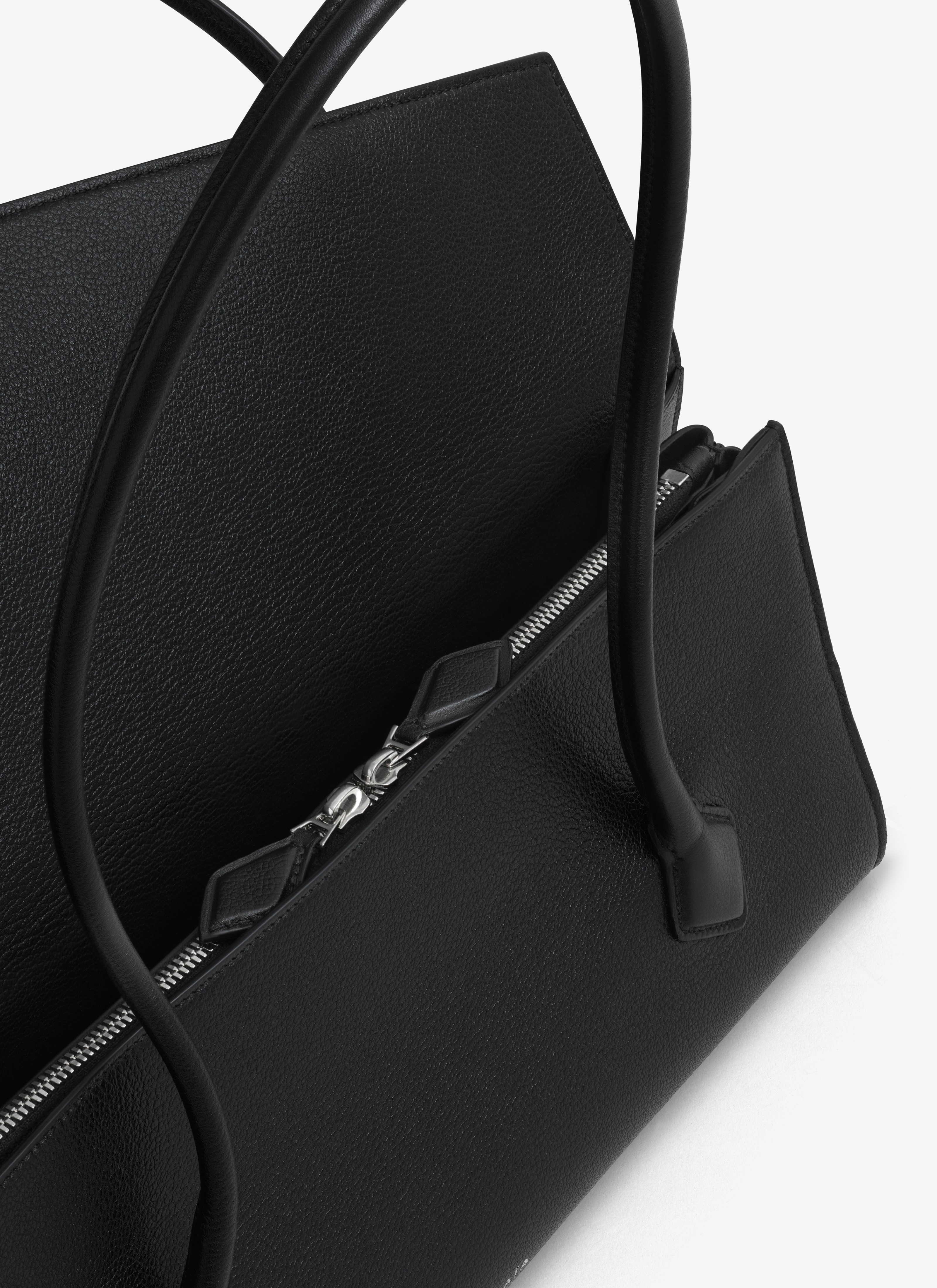 LE TECKEL FLAP TOTE BAG IN SHINY GRAINED CALFSKIN - 5