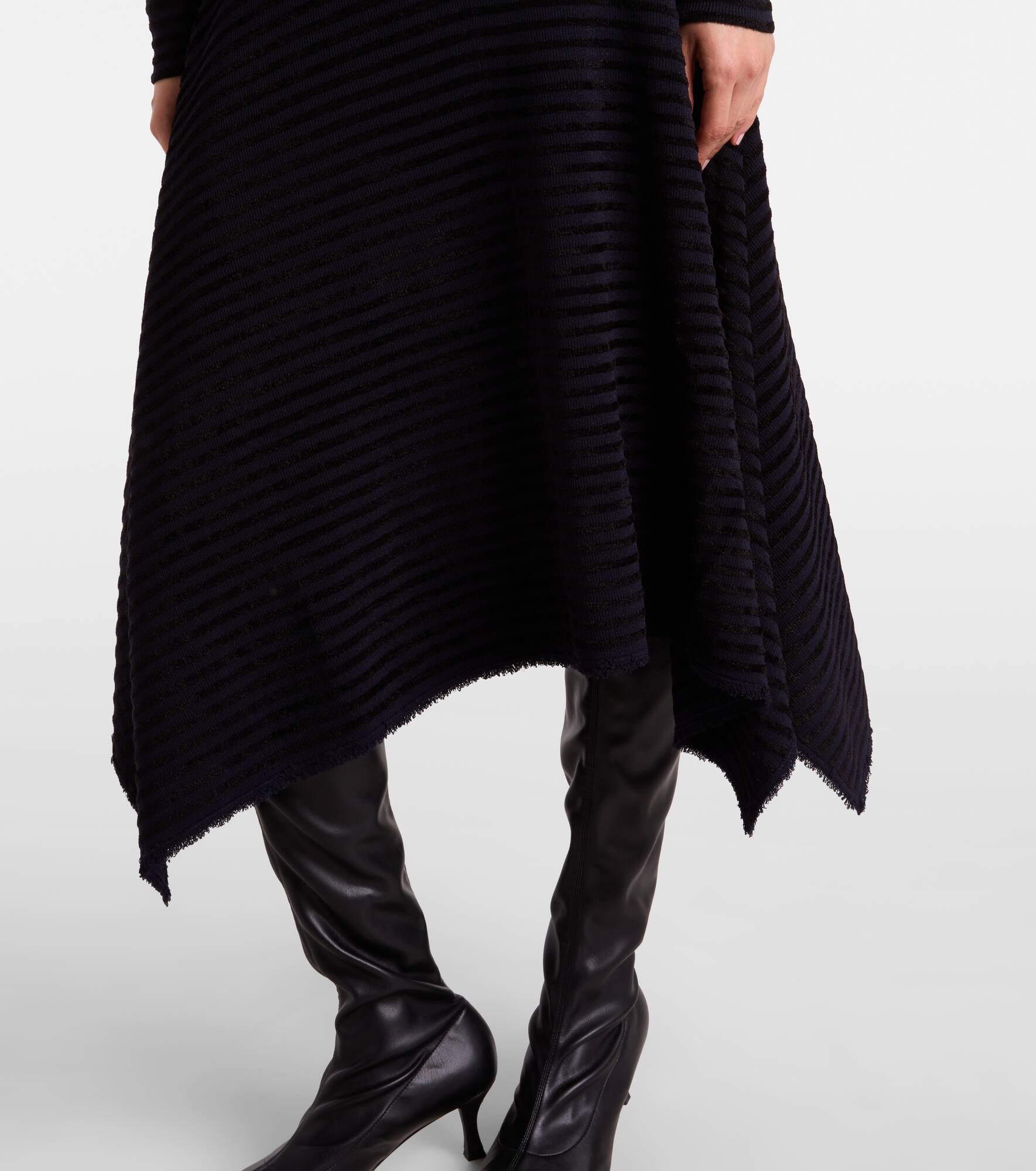 Striped knitted asymmetric midi dress - 5